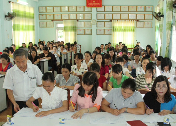 Có thầy cô đến tập huấn chỉ để chụp ảnh đăng lên mạng xã hội ảnh 2 Có thầy cô đến tập huấn chỉ để chụp ảnh đăng lên mạng xã hội ảnh 2