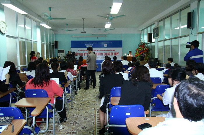 Chính thức khai giảng lớp học Hy vọng tại Bệnh viện Nhi ảnh 1 Chính thức khai giảng lớp học Hy vọng tại Bệnh viện Nhi ảnh 1