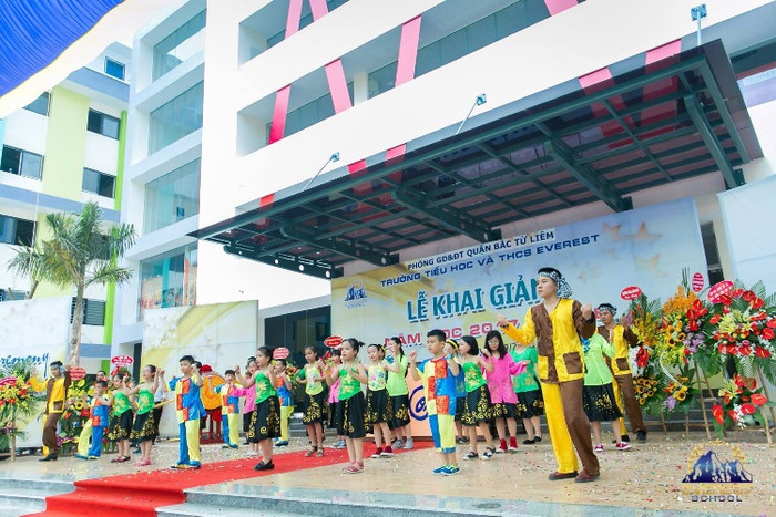 Trường Tiểu học và Trung học EVEREST là trường học hiện đại (ảnh Bạch Đằng).
