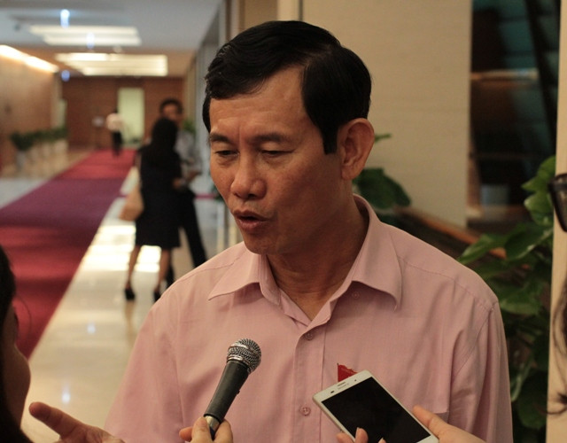 Đại biểu Nguyễn Ngọc Phương: "Làm nhanh, nóng vội với giáo dục thì không thể hiệu quả được" (ảnh Trinh Phúc).