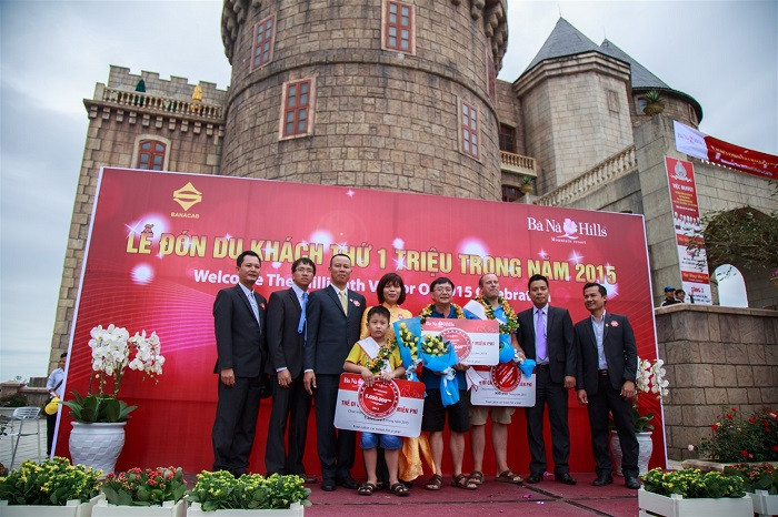 Khu du lịch Bà Nà Hills đón du khách thứ 1 triệu ảnh 1