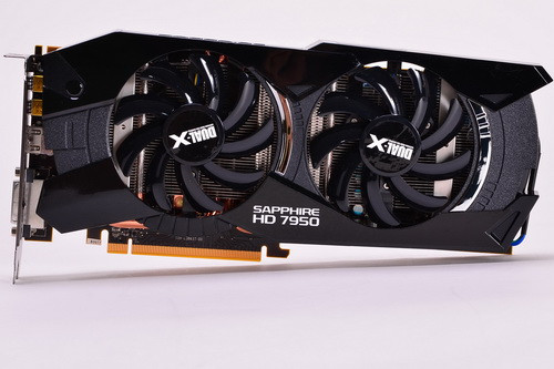 Sapphire HD 7950 OC 950MHz Edition có kích thước 275x42x115mm và nặng khoảng 780g. Hệ thống tản nhiệt ứng dụng công nghệ Dual-X đặc trưng của hãng kết hợp cùng 2 quạt làm mát loại 80mm đảm bảo khả năng tản nhiệt hiệu quả cũng như giảm thiểu tiếng ồn phát sinh khi hoạt động. Sapphire HD 7950 OC 950MHz Edition có kích thước 275x42x115mm và nặng khoảng 780g. Hệ thống tản nhiệt ứng dụng công nghệ Dual-X đặc trưng của hãng kết hợp cùng 2 quạt làm mát loại 80mm đảm bảo khả năng tản nhiệt hiệu quả cũng như giảm thiểu tiếng ồn phát sinh khi hoạt động.