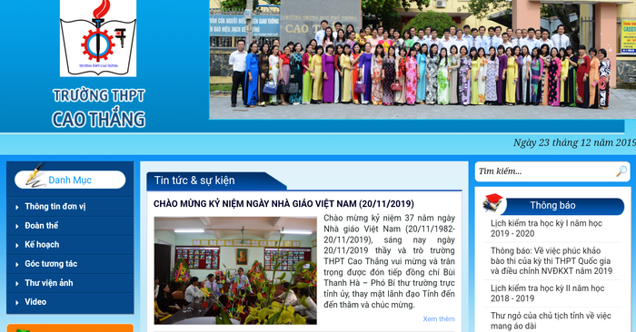 Một giáo viên Trường trung học phổ thông Cao Thắng bị kỷ luật vì có hành vi không đúng chuẩn mực với nữ sinh. Một giáo viên Trường trung học phổ thông Cao Thắng bị kỷ luật vì có hành vi không đúng chuẩn mực với nữ sinh.