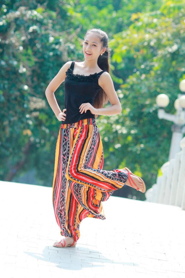 Câu châm ngôn yêu thích: "Tình bạn không thể mua bán, vay mượn... mà đó là sự gắn kết tình cảm và chia sẻ, đồng cảm giữa hai người bạn...". <<Á KHÔI CĐ TÀI CHÍNH - HẢI QUAN ĐẸP LÃNG MẠN TRONG SẮC TÍM <<HOT GIRL CẨM TÚ ĐẸP LÃNG MẠN TRONG SẮC MÀU HOA CỎ <<NGỠ NGÀNG HOT GIRL CÓ VẺ ĐẸP GIỐNG CA SỸ BẢO THY <<NỮ SINH CĐ DU LỊCH ĐẸP DỊU DÀNG TRONG NẮNG THU Câu châm ngôn yêu thích: "Tình bạn không thể mua bán, vay mượn... mà đó là sự gắn kết tình cảm và chia sẻ, đồng cảm giữa hai người bạn...". <<Á KHÔI CĐ TÀI CHÍNH - HẢI QUAN ĐẸP LÃNG MẠN TRONG SẮC TÍM <<HOT GIRL CẨM TÚ ĐẸP LÃNG MẠN TRONG SẮC MÀU HOA CỎ <<NGỠ NGÀNG HOT GIRL CÓ VẺ ĐẸP GIỐNG CA SỸ BẢO THY <<NỮ SINH CĐ DU LỊCH ĐẸP DỊU DÀNG TRONG NẮNG THU