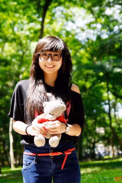 <<MIDU ĐẸP TINH KHÔI GIỮA PHỐ SÀI GÒN <<HOTGIRL THANH THỦY ƯỚC MƠ LÀM CÔ GIÁO <<NÉT HỒN NHIÊN TINH NGHỊCH CỦA NỮ DIỄN VIÊN NHÍ HÀ ANH <<Á KHÔI CĐ TÀI CHÍNH - HẢI QUAN ĐẸP LÃNG MẠN TRONG SẮC TÍM <<HOT GIRL CẨM TÚ ĐẸP LÃNG MẠN TRONG SẮC MÀU HOA CỎ