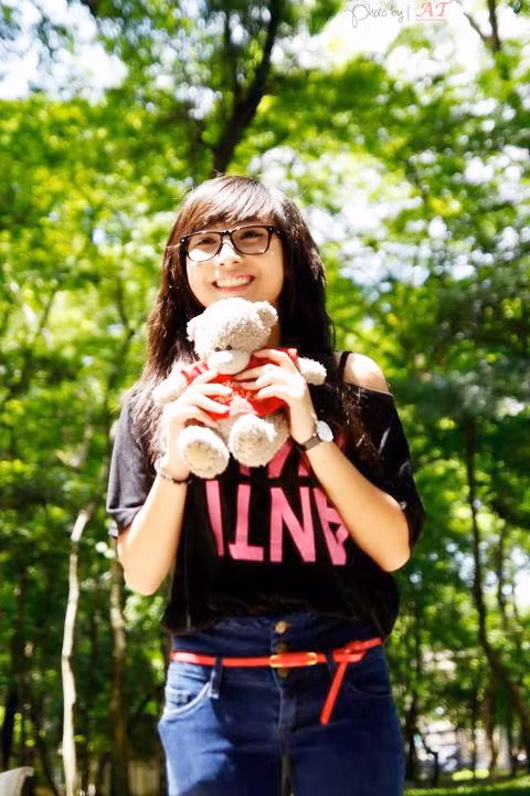 <<MIDU ĐẸP TINH KHÔI GIỮA PHỐ SÀI GÒN <<HOTGIRL THANH THỦY ƯỚC MƠ LÀM CÔ GIÁO <<NÉT HỒN NHIÊN TINH NGHỊCH CỦA NỮ DIỄN VIÊN NHÍ HÀ ANH <<Á KHÔI CĐ TÀI CHÍNH - HẢI QUAN ĐẸP LÃNG MẠN TRONG SẮC TÍM <<HOT GIRL CẨM TÚ ĐẸP LÃNG MẠN TRONG SẮC MÀU HOA CỎ