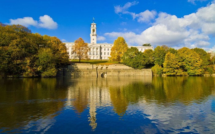 Đại học Nottingham Trent - thành phố cùng tên có thể đã trải qua nhiều nỗ lực trong những năm gần đây, vẻ đẹp của các tòa nhà trường đại học của nó bao gồm cả các tòa nhà Trent - một II- niêm yết lớp đá vôi cấu trúc mở của Vua George V năm 1928. >>Chùm ảnh:Học sinh 5 nước tranh tài trong ngày hội Robotics 2012 >>Hoa khôi các trường Đại học, Cao đẳng >>Ngôi sao học đường Đại học Nottingham Trent - thành phố cùng tên có thể đã trải qua nhiều nỗ lực trong những năm gần đây, vẻ đẹp của các tòa nhà trường đại học của nó bao gồm cả các tòa nhà Trent - một II- niêm yết lớp đá vôi cấu trúc mở của Vua George V năm 1928. >>Chùm ảnh:Học sinh 5 nước tranh tài trong ngày hội Robotics 2012 >>Hoa khôi các trường Đại học, Cao đẳng >>Ngôi sao học đường