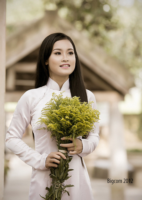 Thùy Dường từng tham gia cuộc thi Người đẹp Kinh Bắc 2012, cô lọt vào Top 15 và giành giải nữ sinh mặc trang phục truyền thống đẹp nhất. <<NỮ SINH KINH BẮC DỊU DÀNG KHOE SẮC TRONG TÀ ÁO DÀI <<HOT GIRL CẨM TÚ ĐẸP LÃNG MẠN TRONG SẮC MÀU HOA CỎ <<NGỠ NGÀNG HOT GIRL CÓ VẺ ĐẸP GIỐNG CA SỸ BẢO THY <<NỮ SINH CĐ DU LỊCH ĐẸP DỊU DÀNG TRONG NẮNG THU