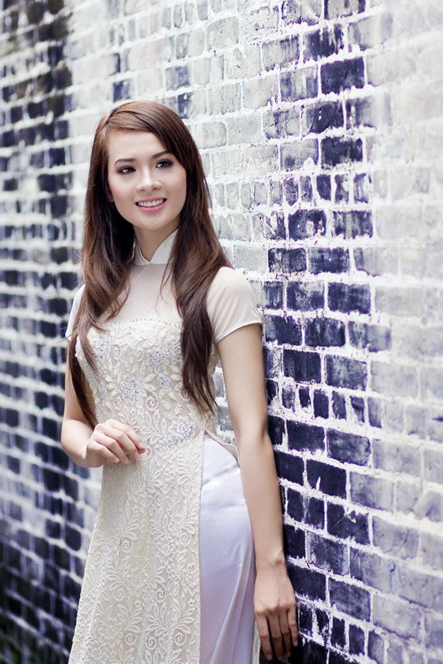 Lê Thị Ánh Tuyết có nick name Sarah Tuyết (1992), hiện đang là sinh viên Chuyên ngành tài chính doanh nghiệp, Trường Cao Đẳng Tài Chính - Hải Quan, Thành phố Hồ Chí Minh. >>MIDU KHOE VẺ ĐẸP GỢI CẢM GIỮA SÀI GÒN HOA LỆ >>NHỮNG NỮ SINH DIỆN ÁO DÀI ĐẸP HƠN HOA HẬU MAI PHƯƠNG THÚY (P33) <<Á KHÔI CĐ TÀI CHÍNH - HẢI QUAN ĐẸP LÃNG MẠN TRONG SẮC TÍM <<Á KHÔI SARAH TUYẾT VAI TRẦN GỢI CẢM <<NỤ CƯỜI THIÊN THẦN CỦA THIẾU NỮ CẨM VÂN <<HOTGIRL HỌC VIỆN BÁO CHÍ ĐẸP RẠNG NGỜI TRONG SẮC THU Lê Thị Ánh Tuyết có nick name Sarah Tuyết (1992), hiện đang là sinh viên Chuyên ngành tài chính doanh nghiệp, Trường Cao Đẳng Tài Chính - Hải Quan, Thành phố Hồ Chí Minh. >>MIDU KHOE VẺ ĐẸP GỢI CẢM GIỮA SÀI GÒN HOA LỆ >>NHỮNG NỮ SINH DIỆN ÁO DÀI ĐẸP HƠN HOA HẬU MAI PHƯƠNG THÚY (P33) <<Á KHÔI CĐ TÀI CHÍNH - HẢI QUAN ĐẸP LÃNG MẠN TRONG SẮC TÍM <<Á KHÔI SARAH TUYẾT VAI TRẦN GỢI CẢM <<NỤ CƯỜI THIÊN THẦN CỦA THIẾU NỮ CẨM VÂN <<HOTGIRL HỌC VIỆN BÁO CHÍ ĐẸP RẠNG NGỜI TRONG SẮC THU