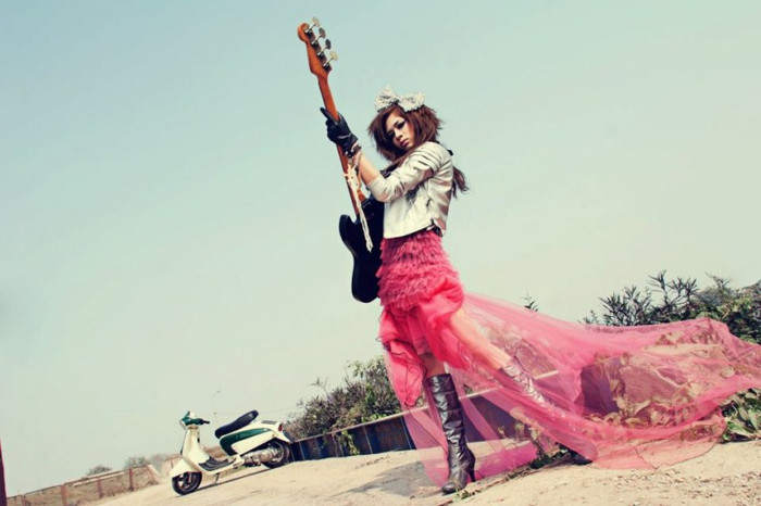 Hãng xe máy nổi tiếng Lambretta của Italy đã và đang khẳng định được vị thế của mình tại Việt Nam. Với mẫu xe LN125 thời trang về kiểu dáng, độc đáo về màu sắc, Lambretta đã xâm nhập và định vị sản phẩm của mình ở phân khúc cao cấp của thị trường xe máy tay ga Việt Nam. Hãng xe máy nổi tiếng Lambretta của Italy đã và đang khẳng định được vị thế của mình tại Việt Nam. Với mẫu xe LN125 thời trang về kiểu dáng, độc đáo về màu sắc, Lambretta đã xâm nhập và định vị sản phẩm của mình ở phân khúc cao cấp của thị trường xe máy tay ga Việt Nam.