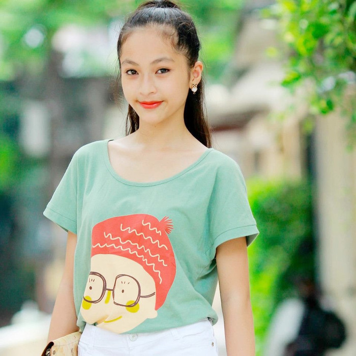 Bùi Hà Anh sinh năm 1998, học sinh Trường THCS Đống Đa, Hà Nội. <<Á KHÔI CĐ TÀI CHÍNH - HẢI QUAN ĐẸP LÃNG MẠN TRONG SẮC TÍM <<HOT GIRL CẨM TÚ ĐẸP LÃNG MẠN TRONG SẮC MÀU HOA CỎ <<NGỠ NGÀNG HOT GIRL CÓ VẺ ĐẸP GIỐNG CA SỸ BẢO THY <<NỮ SINH CĐ DU LỊCH ĐẸP DỊU DÀNG TRONG NẮNG THU Bùi Hà Anh sinh năm 1998, học sinh Trường THCS Đống Đa, Hà Nội. <<Á KHÔI CĐ TÀI CHÍNH - HẢI QUAN ĐẸP LÃNG MẠN TRONG SẮC TÍM <<HOT GIRL CẨM TÚ ĐẸP LÃNG MẠN TRONG SẮC MÀU HOA CỎ <<NGỠ NGÀNG HOT GIRL CÓ VẺ ĐẸP GIỐNG CA SỸ BẢO THY <<NỮ SINH CĐ DU LỊCH ĐẸP DỊU DÀNG TRONG NẮNG THU