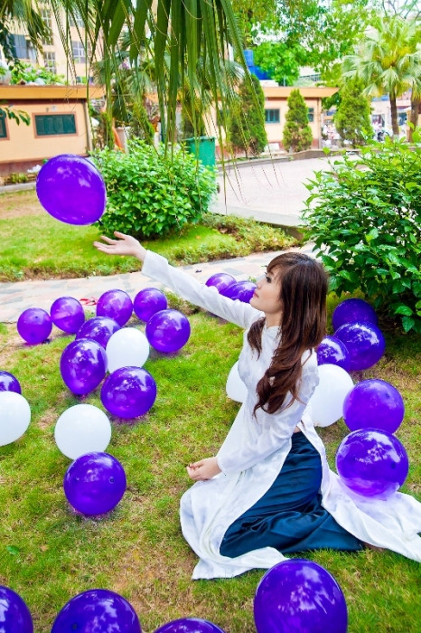 Đối với Ngọc Hà, gia đình rất quan trọng, đó là nền tảng vững bước trong cuộc sống và là bến đỗ bình yên nhất sau những căng thẳng, mệt mỏi trong học tập, bố mẹ luổn quan tâm, động viên an ủi, là chỗ dựa tinh thần tốt nhất của cô bạn. <<HOTGIRL HỌC V IỆN BÁO CHÍ ĐẸP RẠNG NGỜI TRONG SẮC THU <<NỮ SINH ĐH PHƯƠNG ĐÔNG THƯỚT THA ÁO DÀI <<NGẨN NGƠ TRƯỚC STYLE DỄ THƯƠNG CỦA HƯƠNG ZINNIE <<HOTGIRL THANH THỦY ƯỚC MƠ LÀM CÔ GIÁO <<NÉT HỒN NHIÊN TINH NGHỊCH CỦA NỮ DIỄN VIÊN NHÍ HÀ ANH Đối với Ngọc Hà, gia đình rất quan trọng, đó là nền tảng vững bước trong cuộc sống và là bến đỗ bình yên nhất sau những căng thẳng, mệt mỏi trong học tập, bố mẹ luổn quan tâm, động viên an ủi, là chỗ dựa tinh thần tốt nhất của cô bạn. <<HOTGIRL HỌC V IỆN BÁO CHÍ ĐẸP RẠNG NGỜI TRONG SẮC THU <<NỮ SINH ĐH PHƯƠNG ĐÔNG THƯỚT THA ÁO DÀI <<NGẨN NGƠ TRƯỚC STYLE DỄ THƯƠNG CỦA HƯƠNG ZINNIE <<HOTGIRL THANH THỦY ƯỚC MƠ LÀM CÔ GIÁO <<NÉT HỒN NHIÊN TINH NGHỊCH CỦA NỮ DIỄN VIÊN NHÍ HÀ ANH