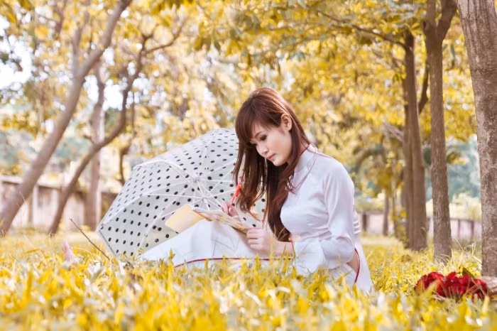 Ngọc Hà thích được nói chuyện, chia sẻ với bạn bè, thích xem phim và đam mê vẽ từ nhỏ, từng tham gia nhiều cuộc thi vẽ tranh. <<HOTGIRL HỌC V IỆN BÁO CHÍ ĐẸP RẠNG NGỜI TRONG SẮC THU <<NỮ SINH ĐH PHƯƠNG ĐÔNG THƯỚT THA ÁO DÀI <<NGẨN NGƠ TRƯỚC STYLE DỄ THƯƠNG CỦA HƯƠNG ZINNIE <<HOTGIRL THANH THỦY ƯỚC MƠ LÀM CÔ GIÁO <<NÉT HỒN NHIÊN TINH NGHỊCH CỦA NỮ DIỄN VIÊN NHÍ HÀ ANH