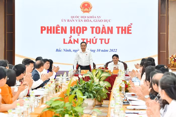 Phó Chủ tịch Thường trực Quốc hội Trần Thanh Mẫn dự và phát biểu chỉ đạo tại phiên họp. Ảnh: Cổng thông tin điện tử Quốc hội Phó Chủ tịch Thường trực Quốc hội Trần Thanh Mẫn dự và phát biểu chỉ đạo tại phiên họp. Ảnh: Cổng thông tin điện tử Quốc hội