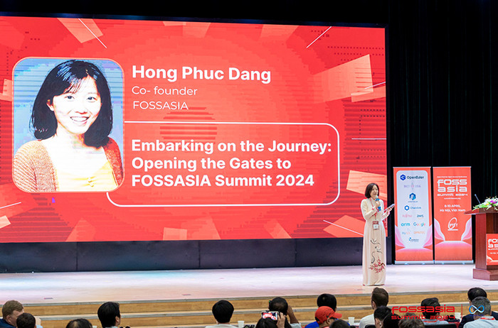 Bà Đặng Hồng Phúc, nhà sáng lập FOSSASIA. Ảnh: portal.ptit.edu.vn 0000.jpg