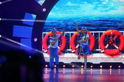 Cặp song sinh Gia Linh - Gia Bảo Cặp song sinh Gia Linh - Gia Bảo