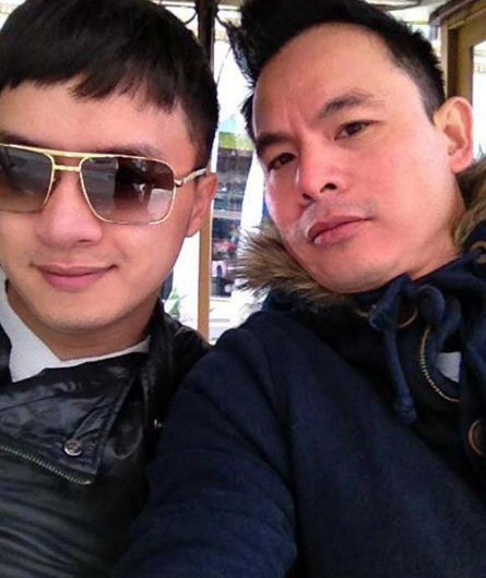 Mặc dù lên tiếng phủ nhận nhưng khi xem những những hình ảnh thân mật của Cao Thái Sơn và người đàn ông Việt kiều Mỹ thì khán giả không khỏi “sốc” và phải suy nghĩ. Mặc dù lên tiếng phủ nhận nhưng khi xem những những hình ảnh thân mật của Cao Thái Sơn và người đàn ông Việt kiều Mỹ thì khán giả không khỏi “sốc” và phải suy nghĩ.