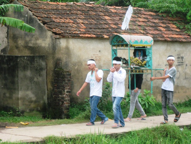 Nỗi buồn của người ở lại sau cái chết của cháu Nguyễn Thị Lệ.