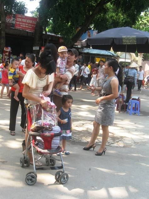 Cả nhà cùng đến công viên