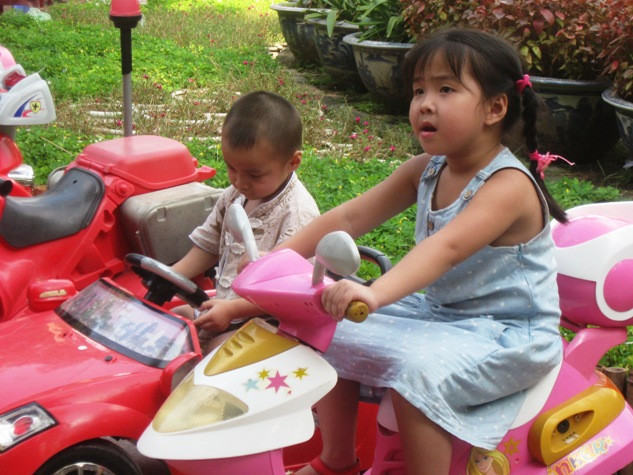 Ngày vui của các em nhỏ