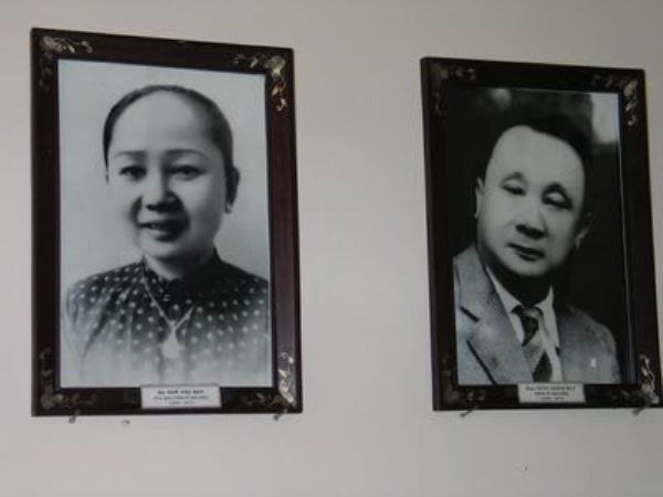 Hình ảnh vợ chồng Công tử Bạc Liêu