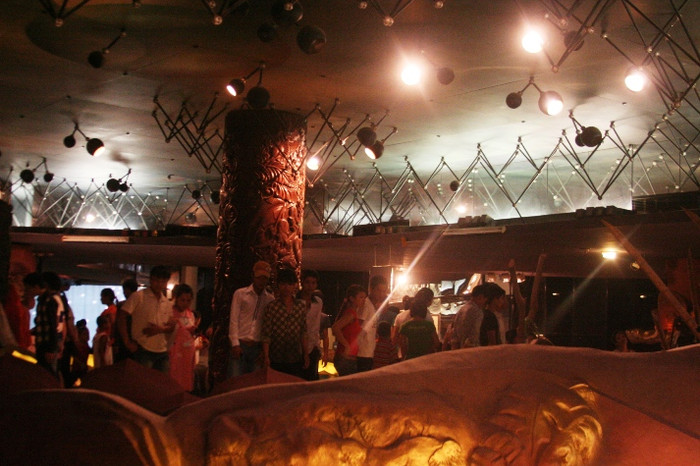 Mỗi hiện vật được trưng bày minh chứng cho lịch sử hào hùng của dân tộc