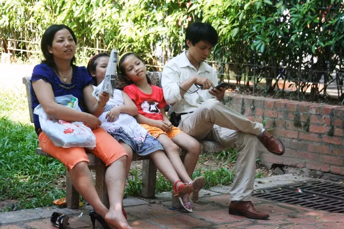 Cả nhà cùng đi chơi