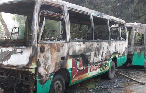 Làm rõ nghi vấn 'bí ẩn' 10 xe buýt đỗ hàng dọc cháy tan hoang ảnh 6 Làm rõ nghi vấn 'bí ẩn' 10 xe buýt đỗ hàng dọc cháy tan hoang ảnh 6