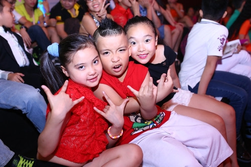 Các thí sinh nhí đầy hồn nhiên của chương trình Vũ điệu tuổi xanh mùa đầu tiên.