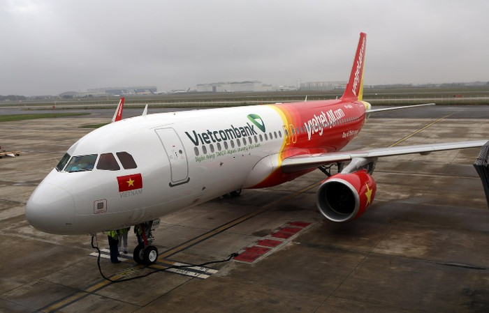 Hình ảnh về chiếc máy bay Airbus A320 đầu tiên được Airbus giao cho VietJet Air. Hình ảnh về chiếc máy bay Airbus A320 đầu tiên được Airbus giao cho VietJet Air.