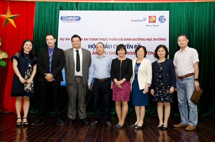 Các diễn giả đã mang đến nhiều thông tin bổ ích về bữa ăn dinh dưỡng, an toàn cho trẻ. ảnh: Hoàng Lực. Các diễn giả đã mang đến nhiều thông tin bổ ích về bữa ăn dinh dưỡng, an toàn cho trẻ. ảnh: Hoàng Lực.