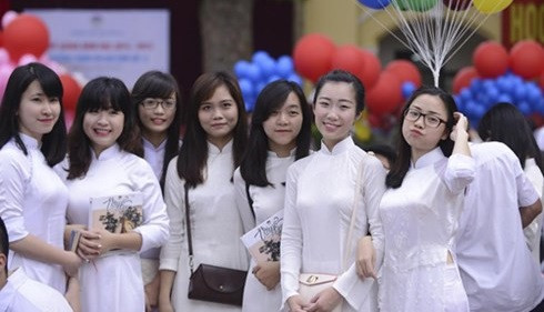 Cô giáo tiếp tục băn khoăn với chương trình mới ảnh 2 Cô giáo tiếp tục băn khoăn với chương trình mới ảnh 2