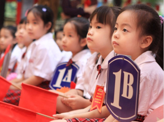 Hà Nội ra lệnh cấm dạy trước chương trình cho trẻ lớp 1 (Ảnh: Báo Thiếu niên) Hà Nội ra lệnh cấm dạy trước chương trình cho trẻ lớp 1 (Ảnh: Báo Thiếu niên)
