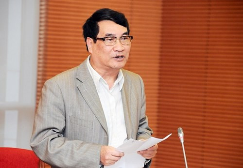 Giáo sư Đào Trọng Thi khẳng định: “Thời điểm này rất khó để khẳng định chương trình áp lực hay quá tải”. (Ảnh: Xuân Trung) Giáo sư Đào Trọng Thi khẳng định: “Thời điểm này rất khó để khẳng định chương trình áp lực hay quá tải”. (Ảnh: Xuân Trung)