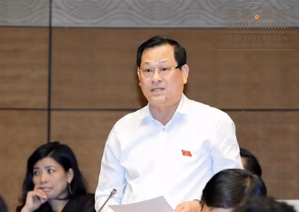 Đại biểu Quốc hội Nguyễn Hữu Cầu (ảnh quochoi.vn). Đại biểu Quốc hội Nguyễn Hữu Cầu (ảnh quochoi.vn).