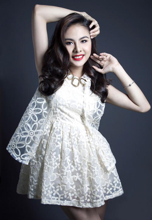 Bộ ảnh do giám đốc hình ảnh Trịnh Tú Trung, chuyên gia trang điểm Dũng Phan và nhà thiết kế Kathy Huệ Nguyễn hỗ trợ thực hiện.