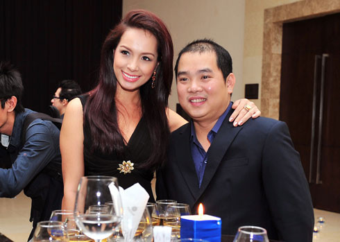 Minh Khang - Thúy Hạnh vẫn được cho là một trong những cặp đôi đẹp nhất của Showbiz Việt.