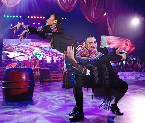 Bay đi nào...em bay đi nào! Bay đi nào...em bay đi nào!