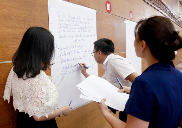 Đại diện các trường thảo luận. Đại diện các trường thảo luận.