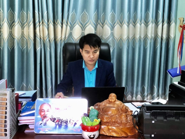 Thầy Nguyễn Văn Tập - Hiệu trưởng Trường Phổ thông dân tộc nội trú Trung học phổ thông Nậm Pồ (Điện Biên). Ảnh: NVCC.