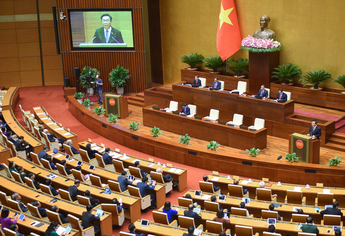 Chủ tịch Quốc hội cho biết cho đến nay, Quốc hội, các cơ quan của Quốc hội, các cơ quan, tổ chức hữu quan đã hoàn thành 112/137 nhiệm vụ nghiên cứu lập pháp của cả nhiệm kỳ, đạt tỉ lệ 81,8%. Ảnh: quochoi.vn.