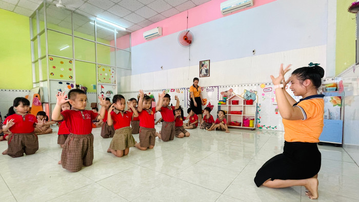 Thủ tướng Phạm Minh Chính yêu cầu Bộ Giáo dục và Đào tạo chỉ đạo, kiểm tra, đôn đốc các địa phương trong việc tuyển dụng biên chế giáo viên được cấp có thẩm quyền giao. Ảnh: Ngân Chi GDVN_mn.jpg