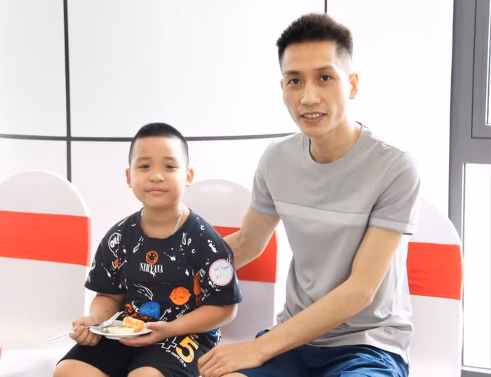 Anh Nguyễn Văn Đồng cho biết, rất thích môi trường hiện đại ở Hanoi Toronto School.