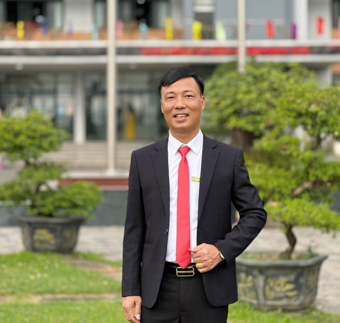 Thạc sĩ Nguyễn Ngọc Cường - Giám đốc Trung tâm Tuyển sinh và Giới thiệu việc làm (Trường Cao đẳng Cơ khí Nông nghiệp - Vĩnh Phúc). Ảnh: NVCC. Thạc sĩ Nguyễn Ngọc Cường - Giám đốc Trung tâm Tuyển sinh và Giới thiệu việc làm (Trường Cao đẳng Cơ khí Nông nghiệp - Vĩnh Phúc). Ảnh: NVCC.