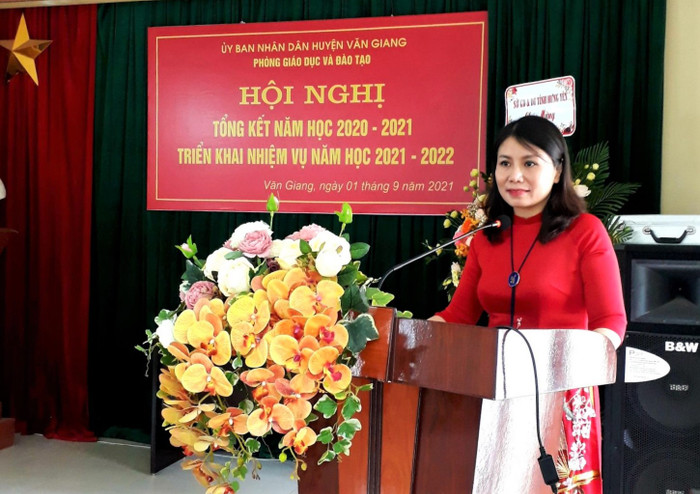 Thạc sĩ Đào Thị Bích Ngọc - Trưởng phòng Giáo dục và Đào tạo huyện Văn Giang (tỉnh Hưng Yên). Ảnh: pgdvangiang.hungyenedu.vn. Thạc sĩ Đào Thị Bích Ngọc - Trưởng phòng Giáo dục và Đào tạo huyện Văn Giang (tỉnh Hưng Yên). Ảnh: pgdvangiang.hungyenedu.vn.
