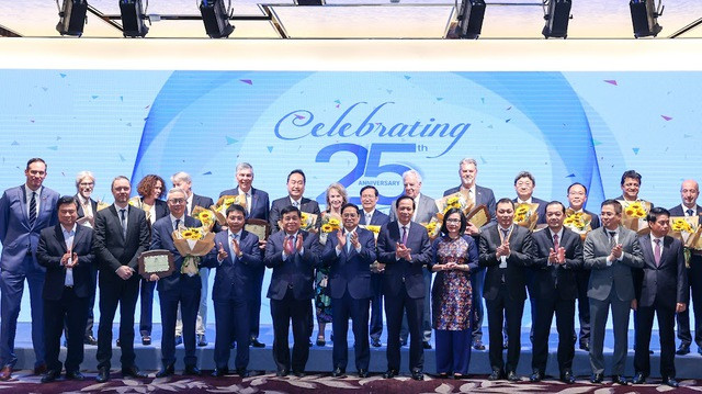 Thủ tướng Phạm Minh Chính và các đại biểu dự Diễn đàn. Ảnh: VGP. Thủ tướng Phạm Minh Chính và các đại biểu dự Diễn đàn. Ảnh: VGP.