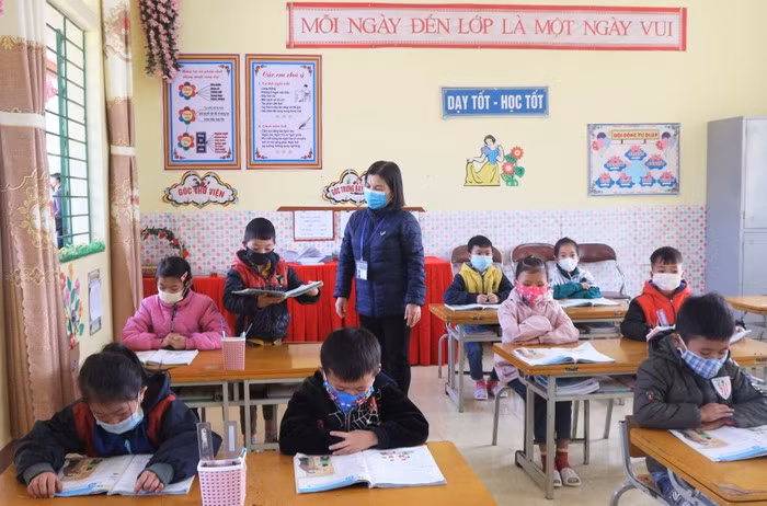 Một trong những nhiệm vụ trong tâm trong thời gian tới là đổi mới nội dung, phương pháp, nâng cao chất lượng giáo dục toàn diện; kiểm định giáo dục; thực hiện chương trình giáo dục phổ thông 2018. Ảnh: Ngân Chi.