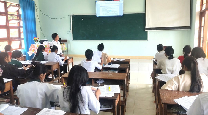 Nhiệm vụ đặt ra là không để trường hợp nào phải bỏ thi vì gặp khó khăn về điều kiện kinh tế hay đi lại. Ảnh minh họa: NVCC.