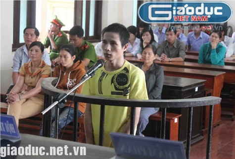 Bị cáo Tám tại phiên tòa Bị cáo Tám tại phiên tòa