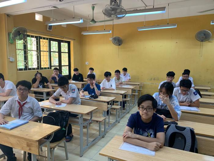 Khi tuyển sinh lớp 10, các trường ở Hà Nội phải thực hiện "3 công khai" (ảnh minh họa: Thùy Linh) Khi tuyển sinh lớp 10, các trường ở Hà Nội phải thực hiện "3 công khai" (ảnh minh họa: Thùy Linh)